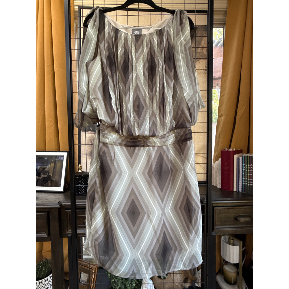 Vince Camuto Gray Prism Geometric Dress Size 12 New With Tags in Green